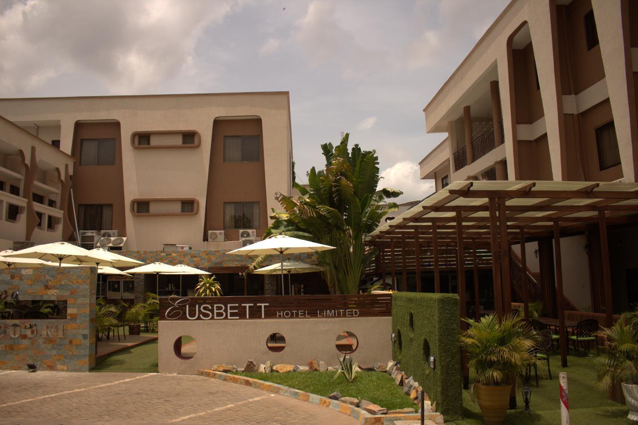 Eusbett Hotel Sunyani Exterior photo